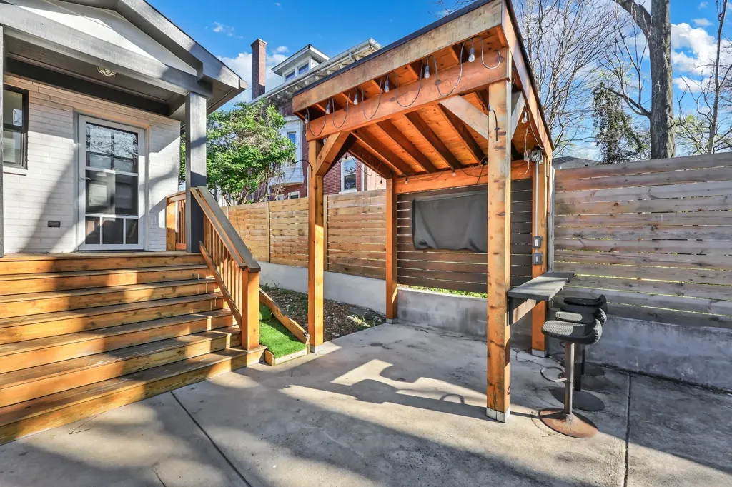 1003 Villa Place Nashville TN 37212
