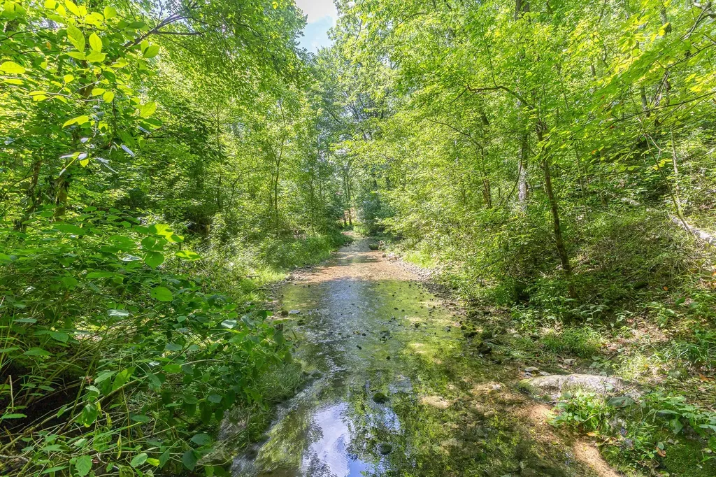2 Cavern Bunker Shelbyville TN 37160