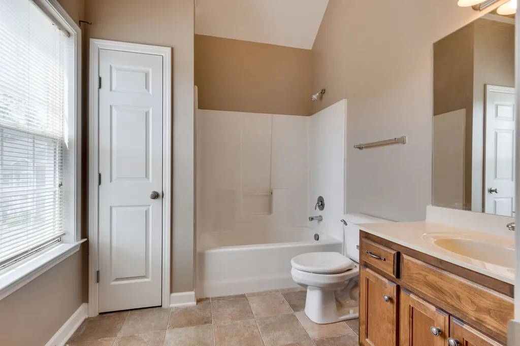 3041 Newport Valley Circle Thompsons Station TN 37179