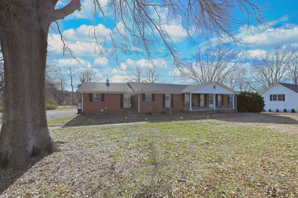 939 Sunset Drive Gallatin TN 37066