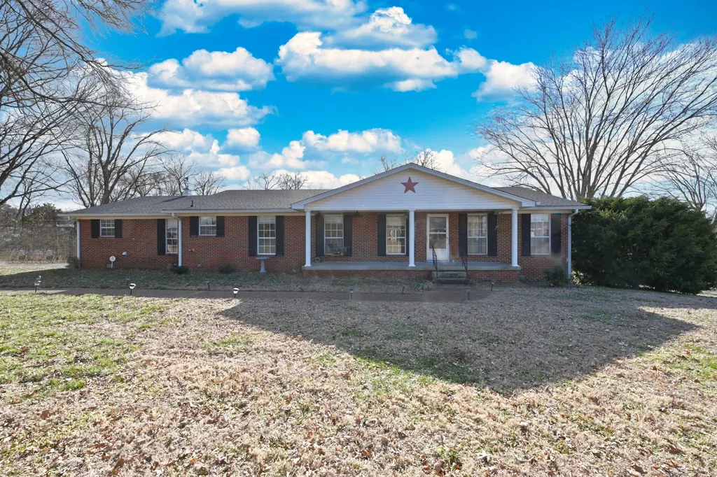 939 Sunset Drive Gallatin TN 37066