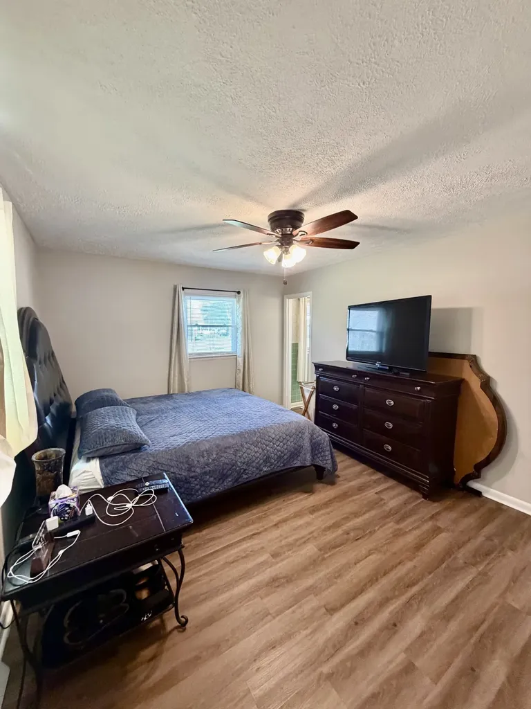 402 Hoffman Street Lawrenceburg TN 38464