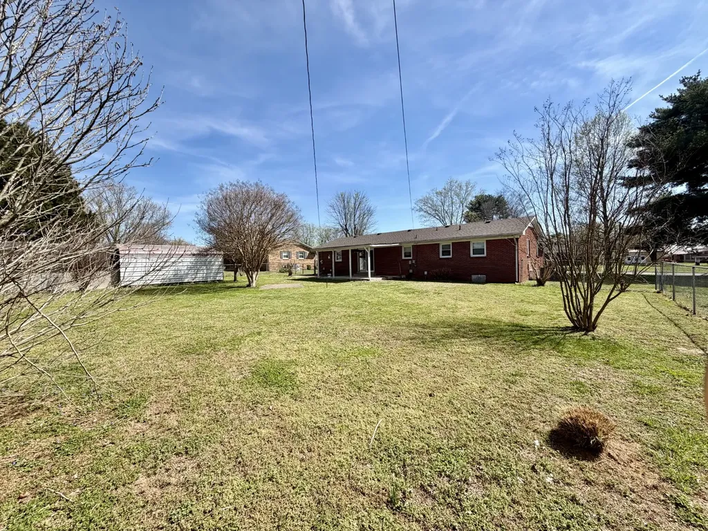 402 Hoffman Street Lawrenceburg TN 38464