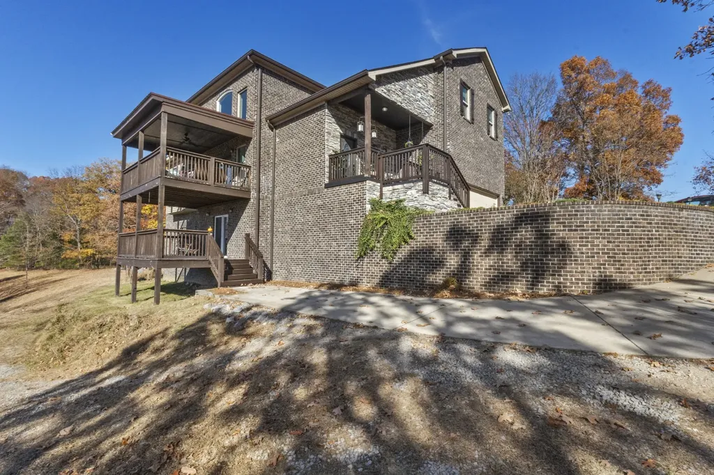 329 Happy Hollow Road Goodlettsville TN 37072