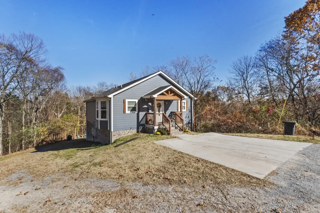 329 Happy Hollow Road Goodlettsville TN 37072