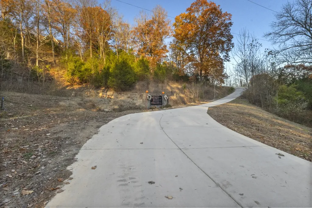 329 Happy Hollow Road Goodlettsville TN 37072