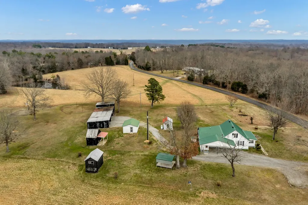 165 Wilson Hollow Road Dickson TN 37055