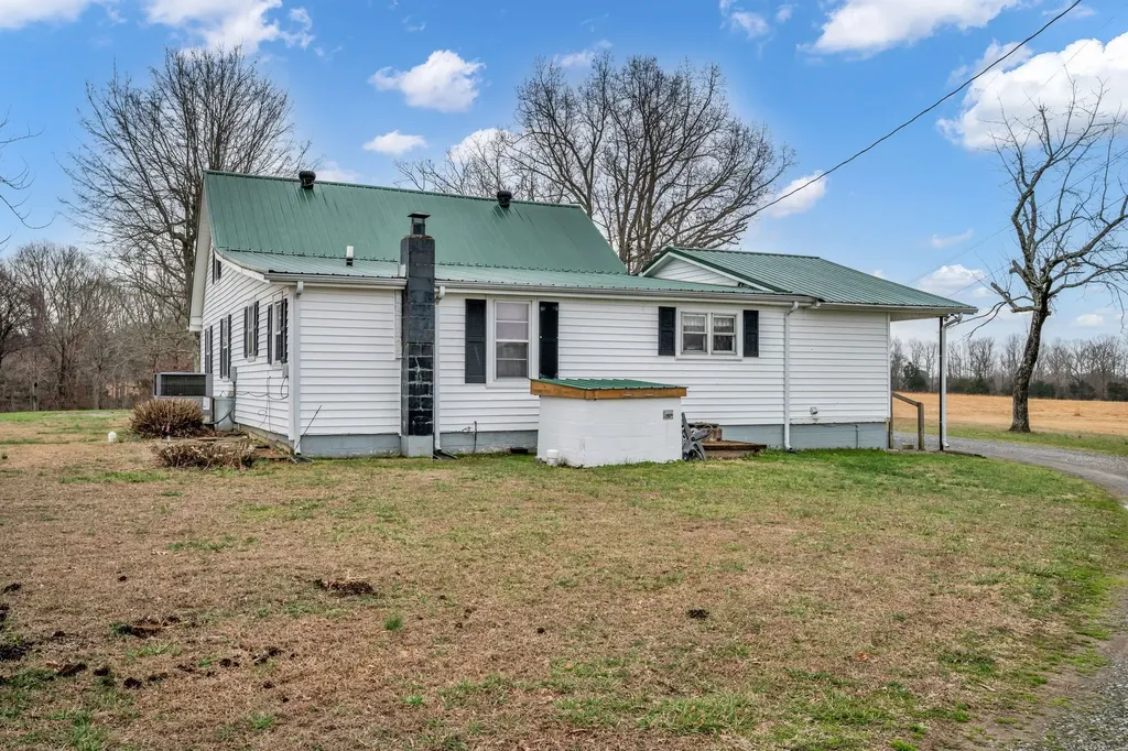 165 Wilson Hollow Road Dickson TN 37055