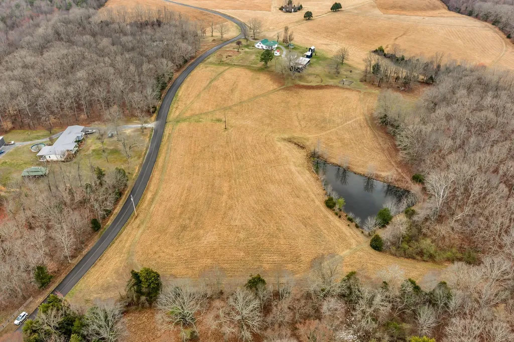 165 Wilson Hollow Road Dickson TN 37055