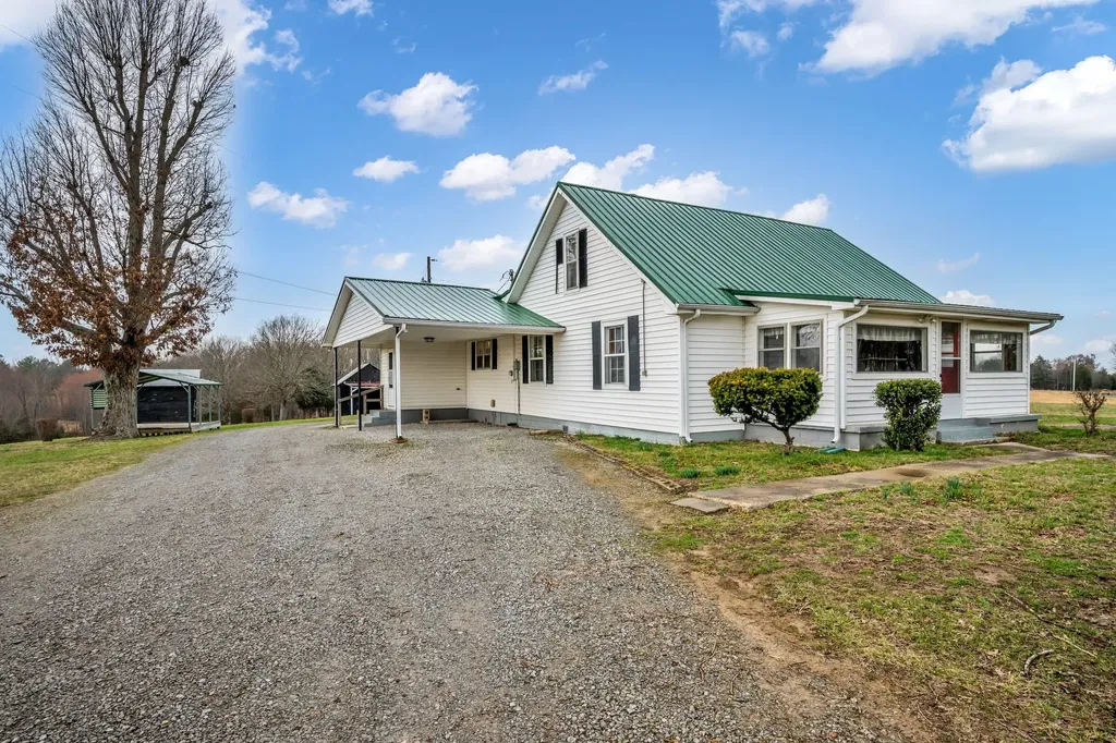 165 Wilson Hollow Road Dickson TN 37055