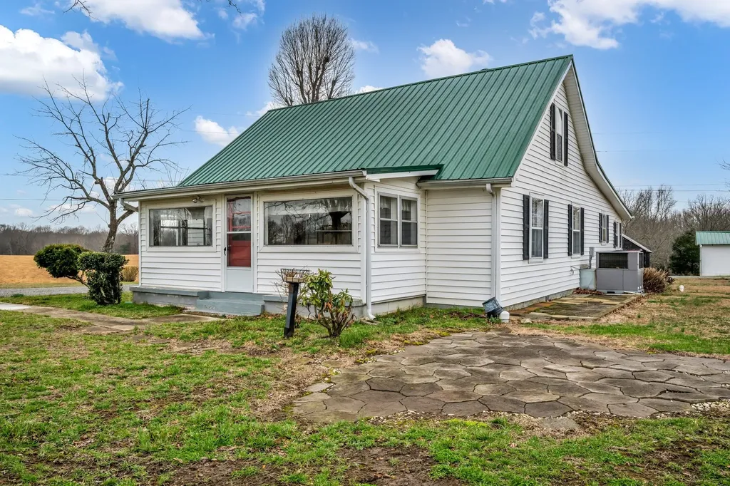 165 Wilson Hollow Road Dickson TN 37055