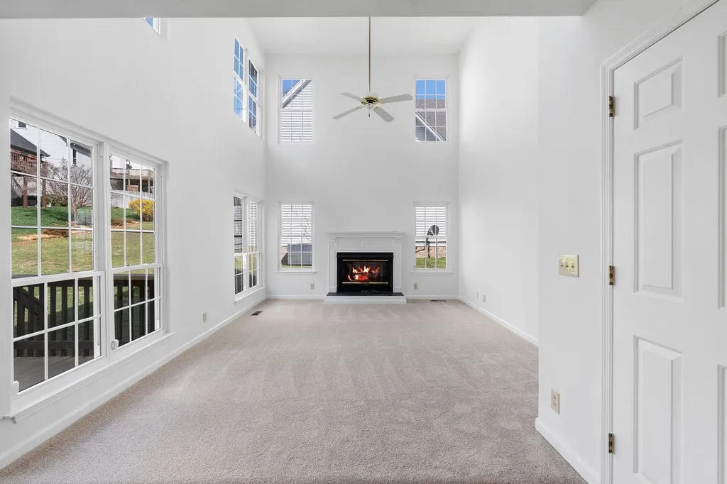 2320 Peak Hill Cove Nashville TN 37211
