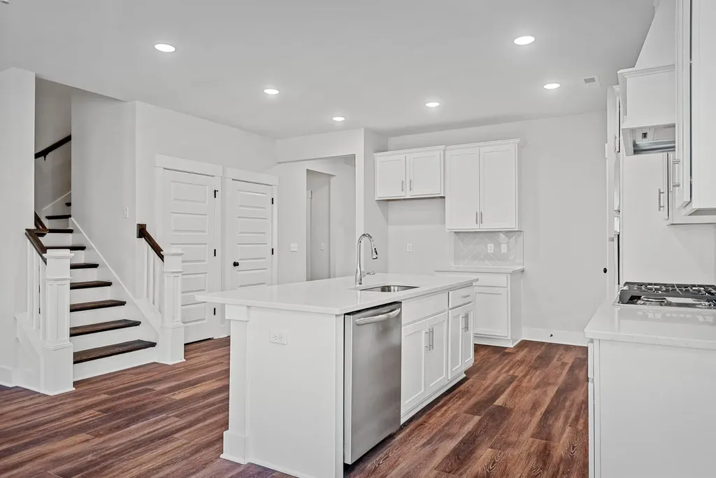 8116 Netterfield Drive White House TN 37188