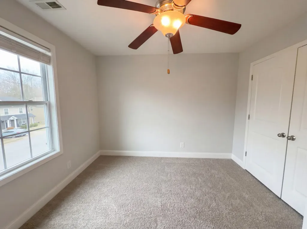 432 Leslie Wood Drive Clarksville TN 37040