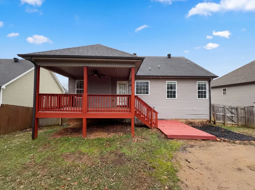 432 Leslie Wood Drive Clarksville TN 37040