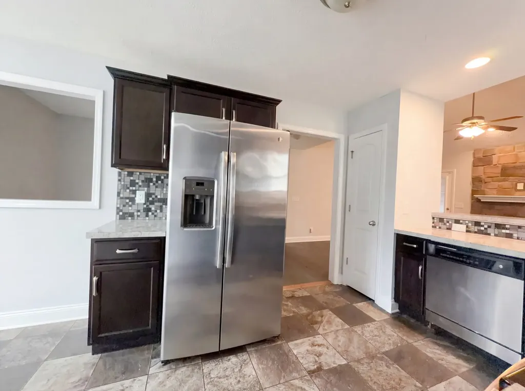432 Leslie Wood Drive Clarksville TN 37040