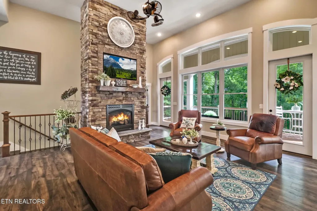 265 Falling Leaf Road Jamestown TN 38556
