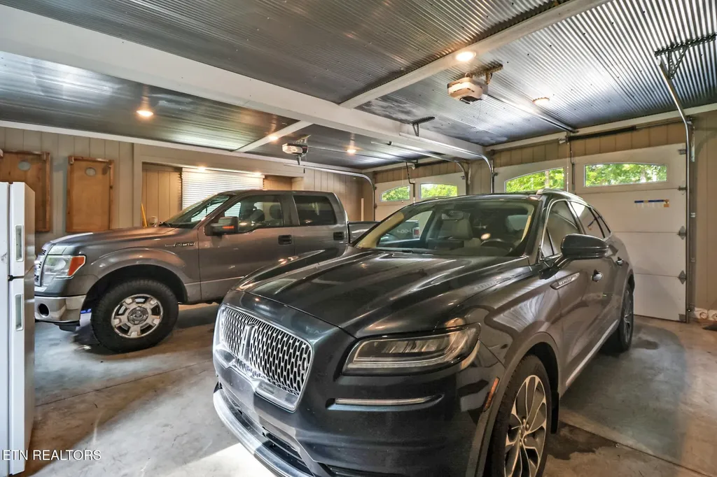 265 Falling Leaf Road Jamestown TN 38556