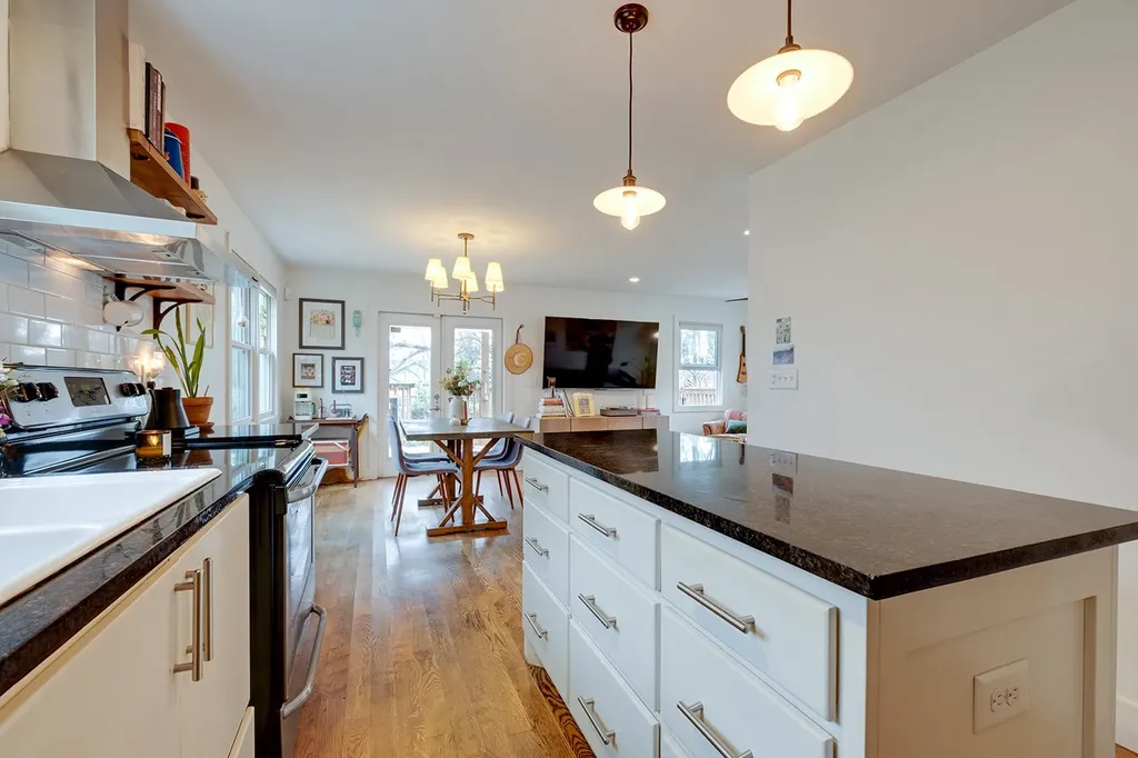 1515B Jewell Street Nashville TN 37207
