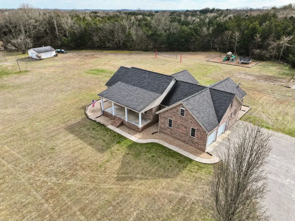 1404 Unionville Deason Road Shelbyville TN 37160