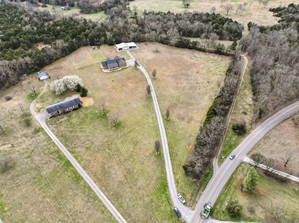 1404 Unionville Deason Road Shelbyville TN 37160