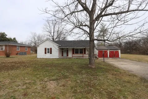 400 W Main Street Alexandria TN 37012
