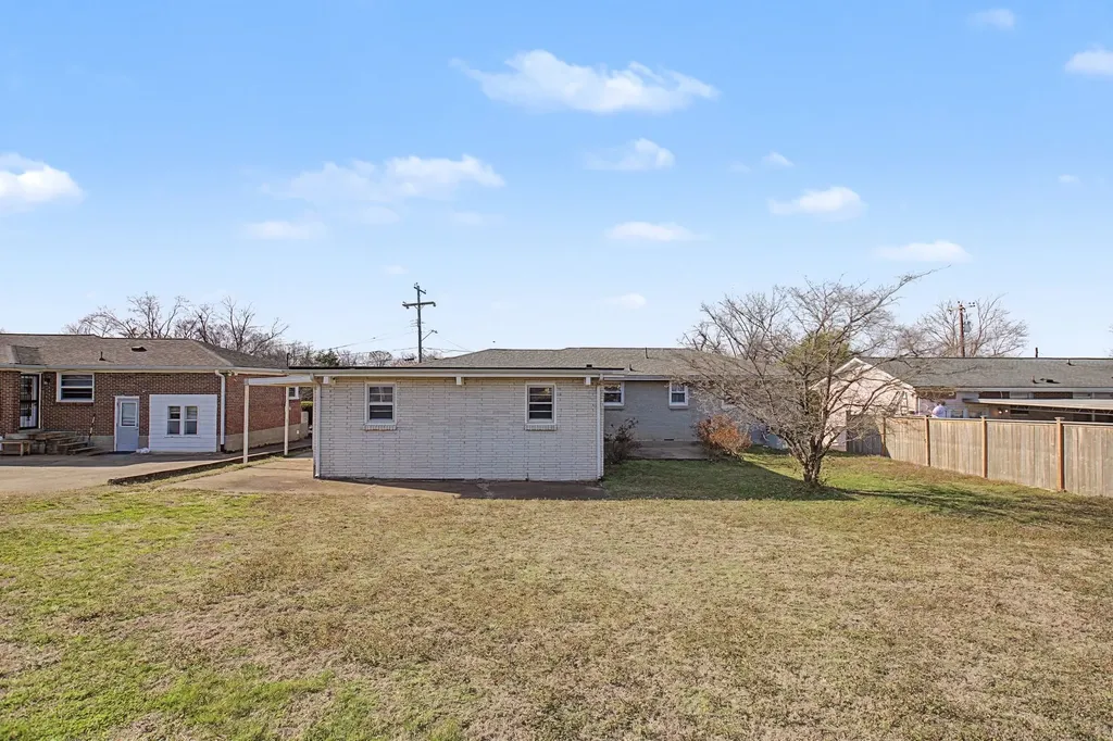 492 Sunliner Drive Nashville TN 37209