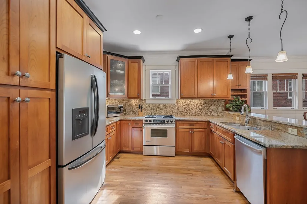 2402 Oakland Avenue Nashville TN 37212