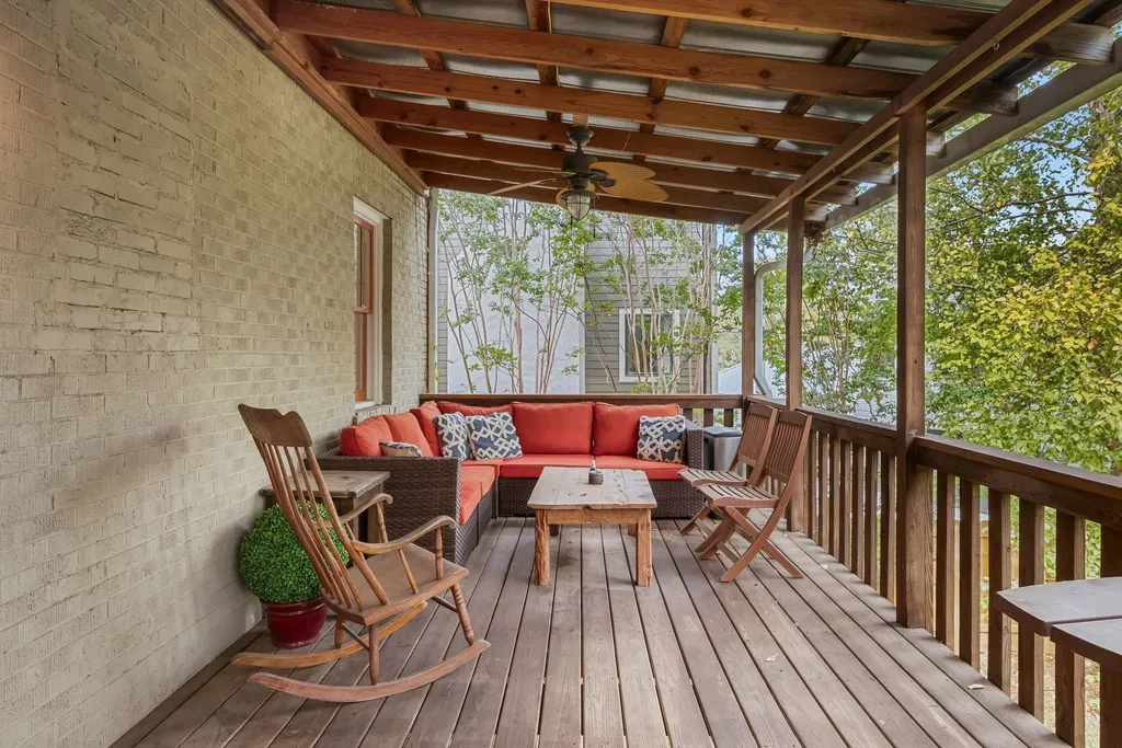 2402 Oakland Avenue Nashville TN 37212