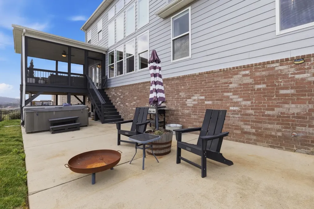 7033 Fiddlers Glen Drive Arrington TN 37014