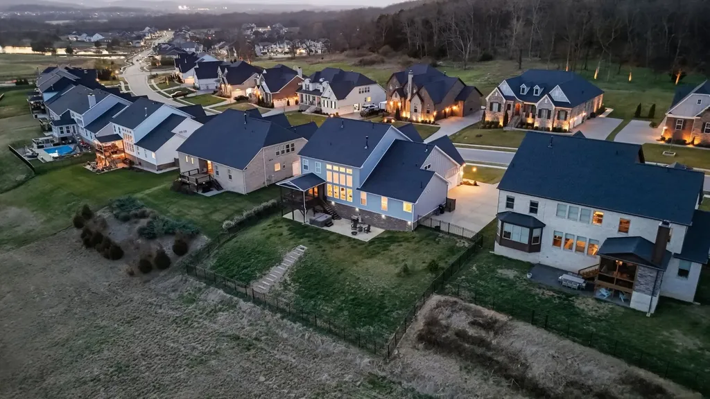 7033 Fiddlers Glen Drive Arrington TN 37014