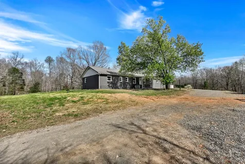4840 Tarsus Road Palmyra TN 37142