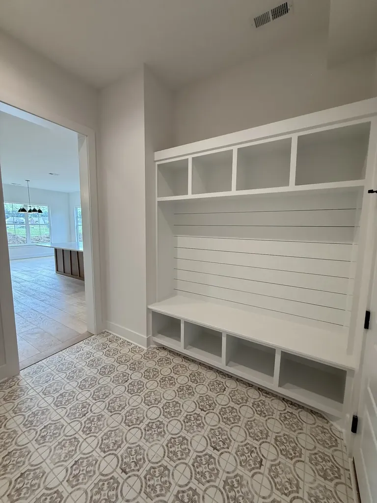 2716 Canton Drive Murfreesboro TN 37129
