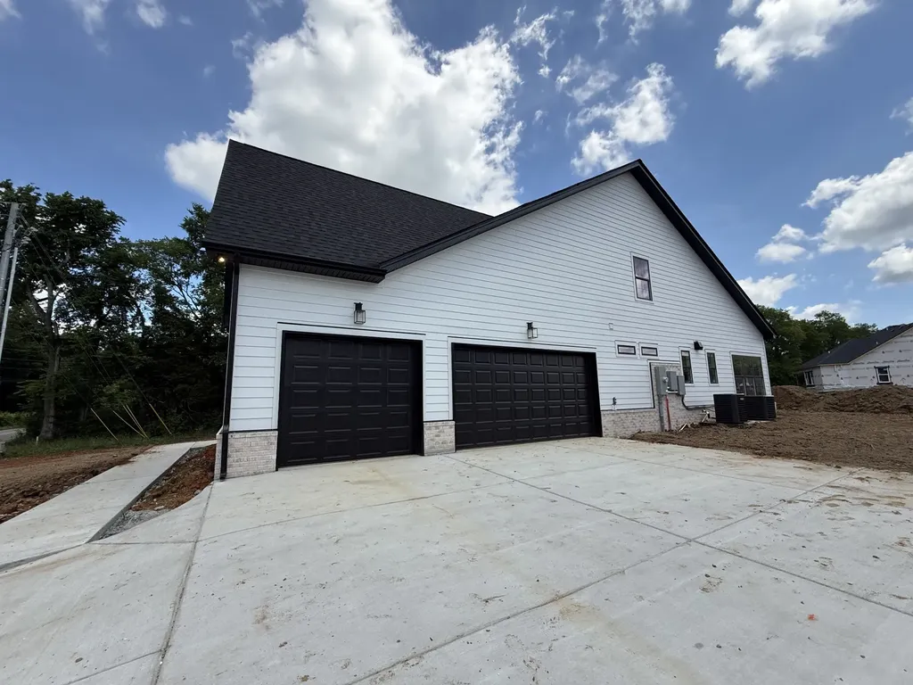 2716 Canton Drive Murfreesboro TN 37129