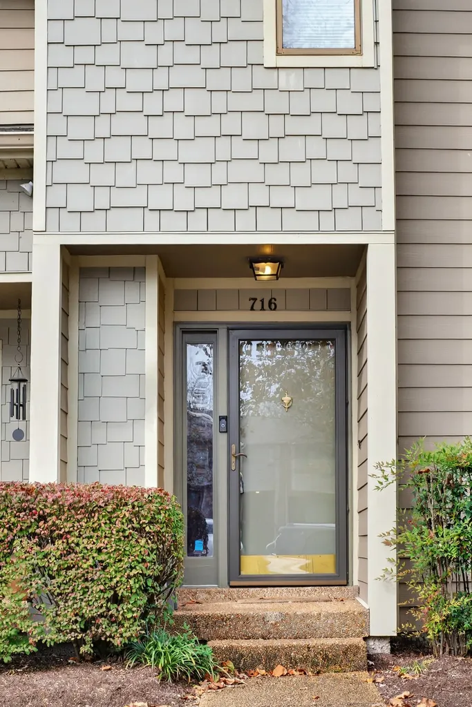 716 Barlin Court Nashville TN 37221