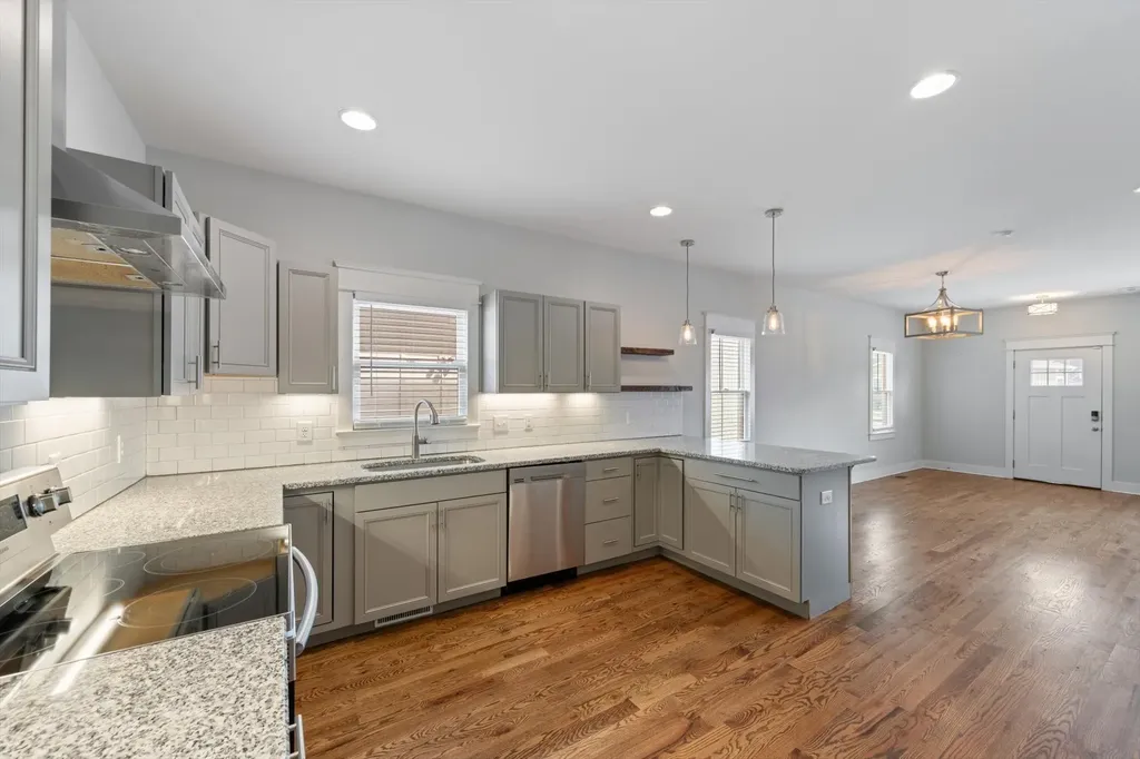 1716 Underwood Street Nashville TN 37208