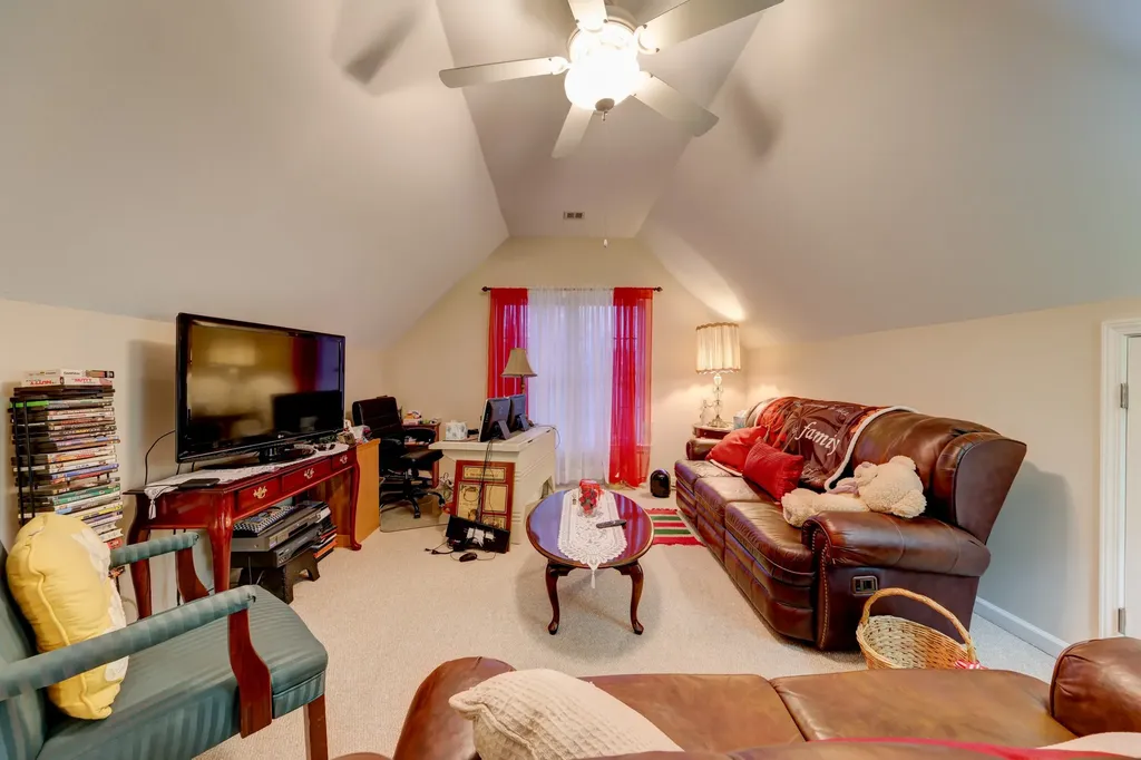 3368 Shetland Way Clarksville TN 37043