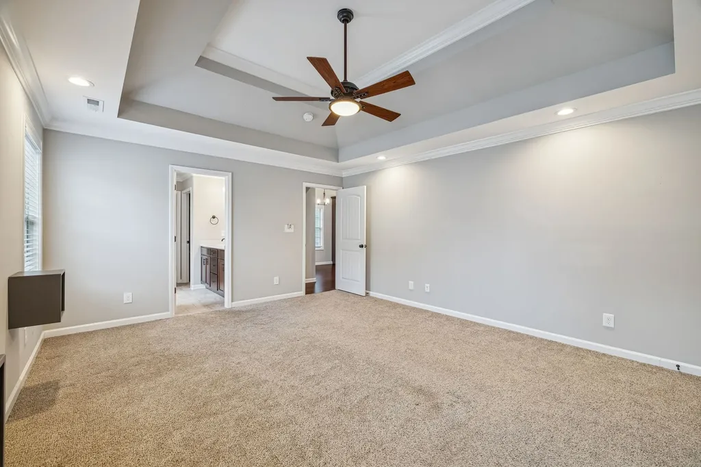 1008 Meadowview Lane Clarksville TN 37040