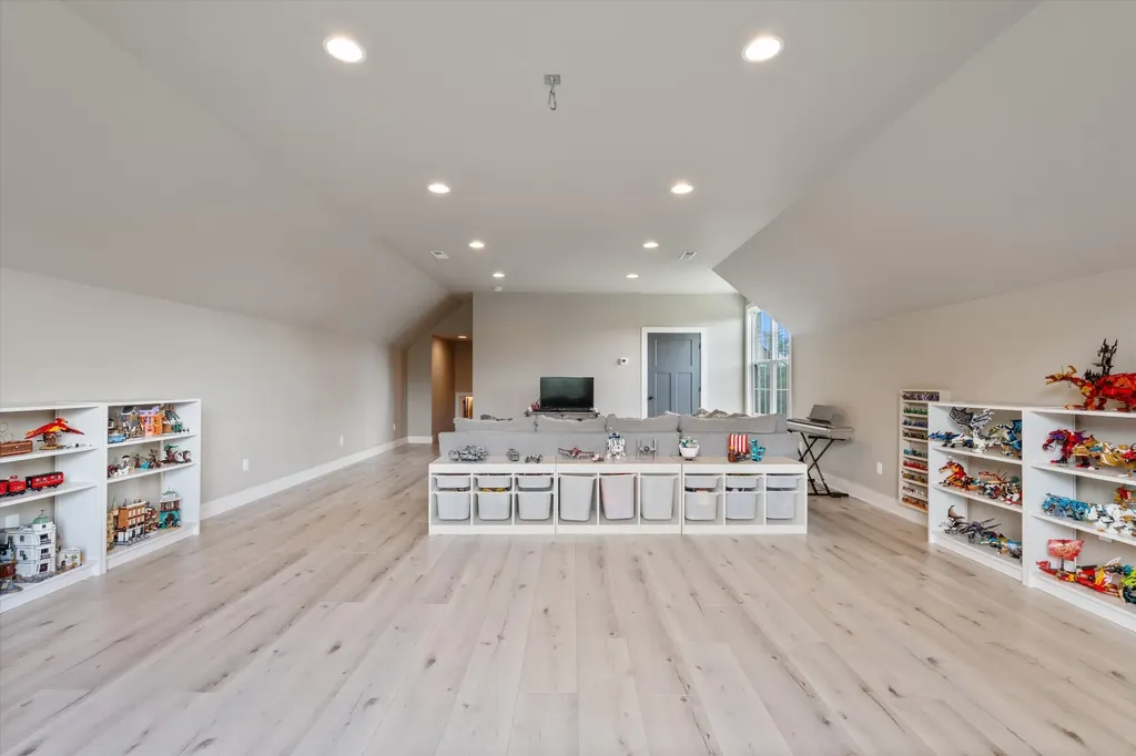 1135D Center Point Road Hendersonville TN 37075