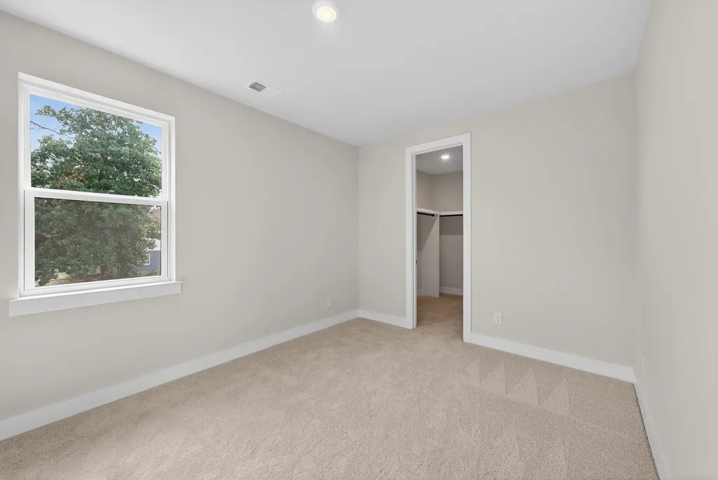 1109 Parker Street Columbia TN 38401