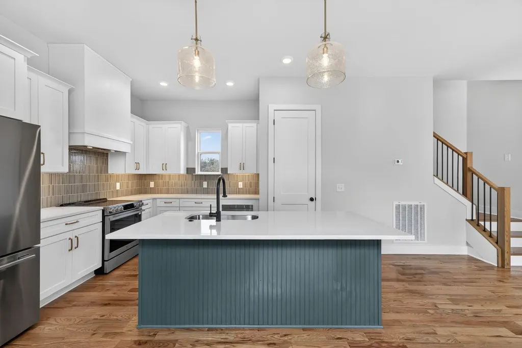 1109 Parker Street Columbia TN 38401