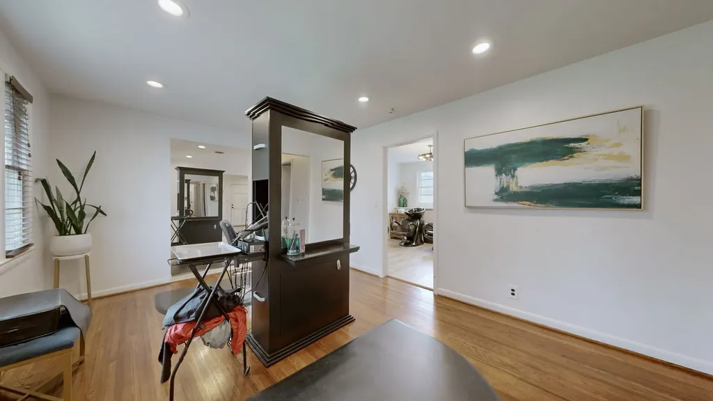 2898 Elm Hill Pike Nashville TN 37214