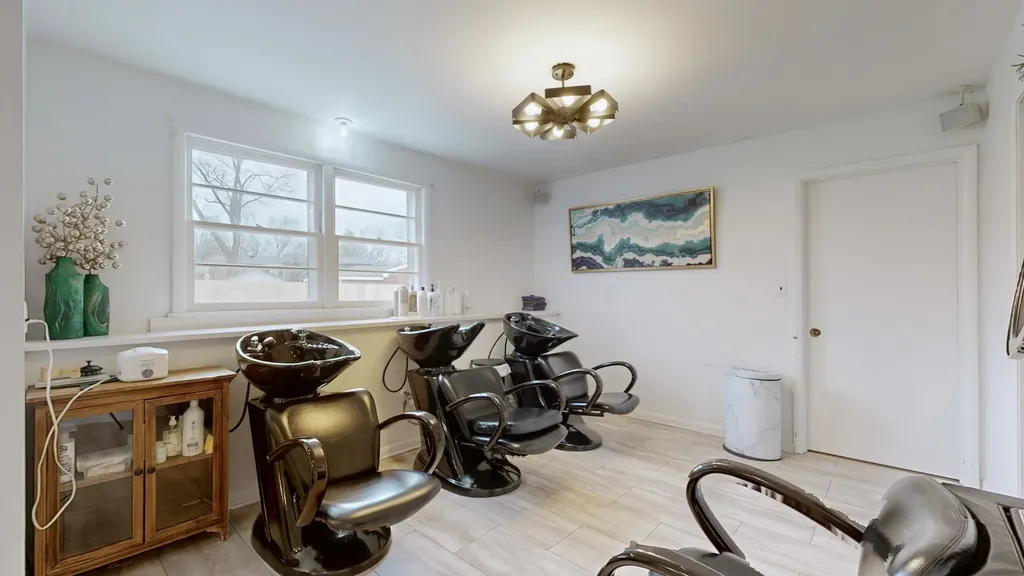2898 Elm Hill Pike Nashville TN 37214