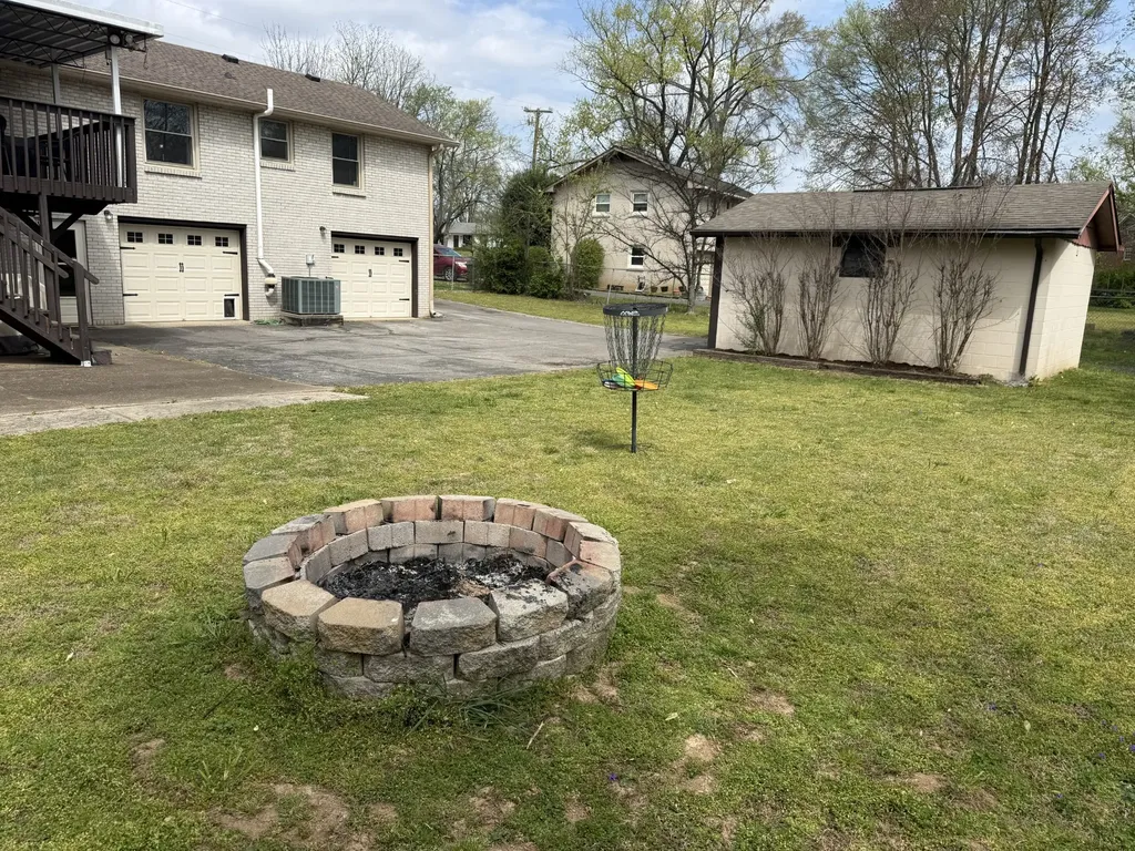 2898 Elm Hill Pike Nashville TN 37214