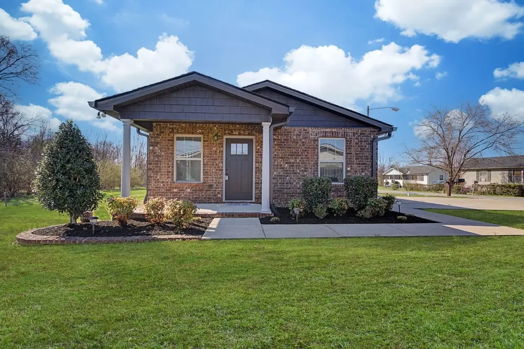 25 Dedman Street Lebanon TN 37087