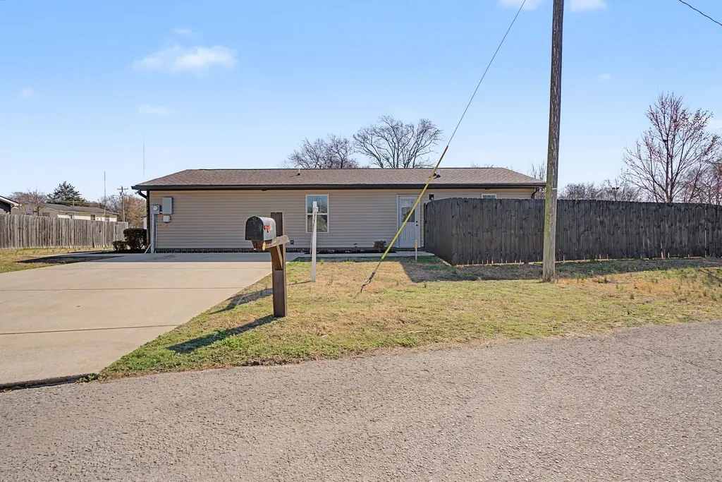 25 Dedman Street Lebanon TN 37087