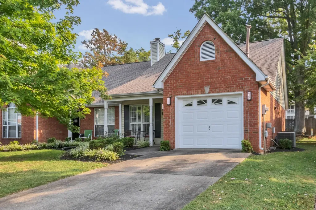 1341 Shearron Court Murfreesboro TN 37130