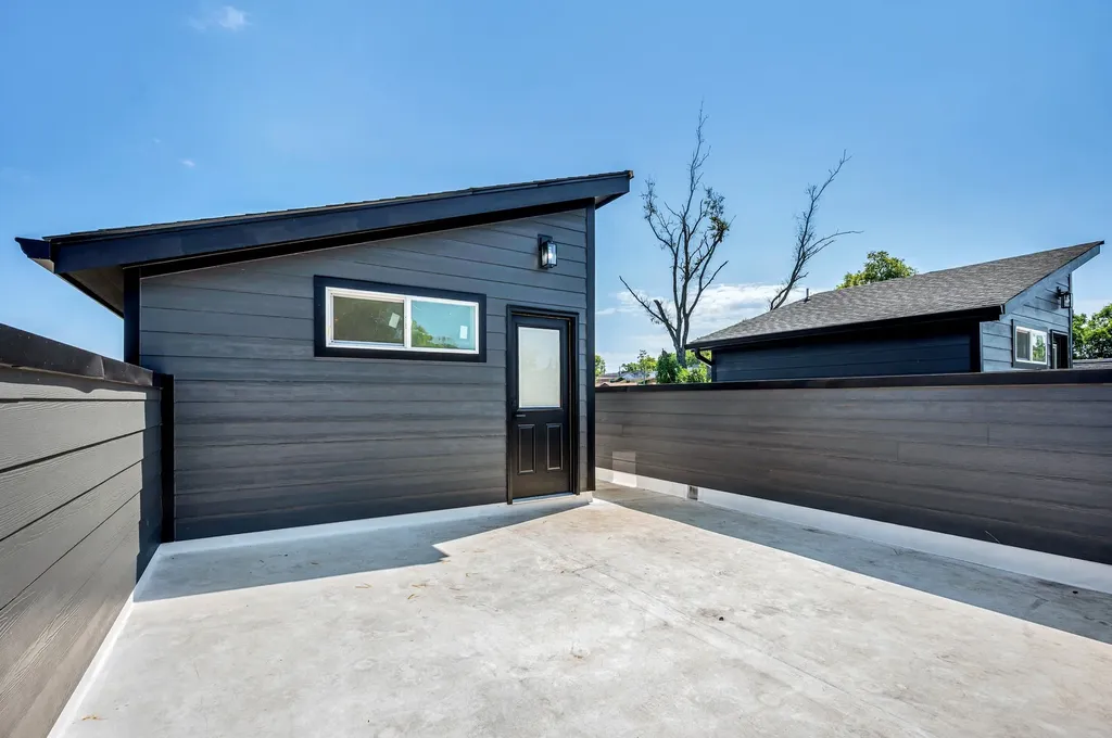 2146 18th Ave, N Nashville TN 37208