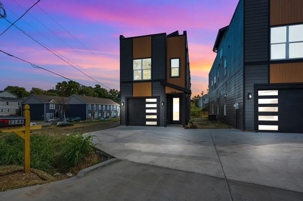 2146 18th Ave, N Nashville TN 37208