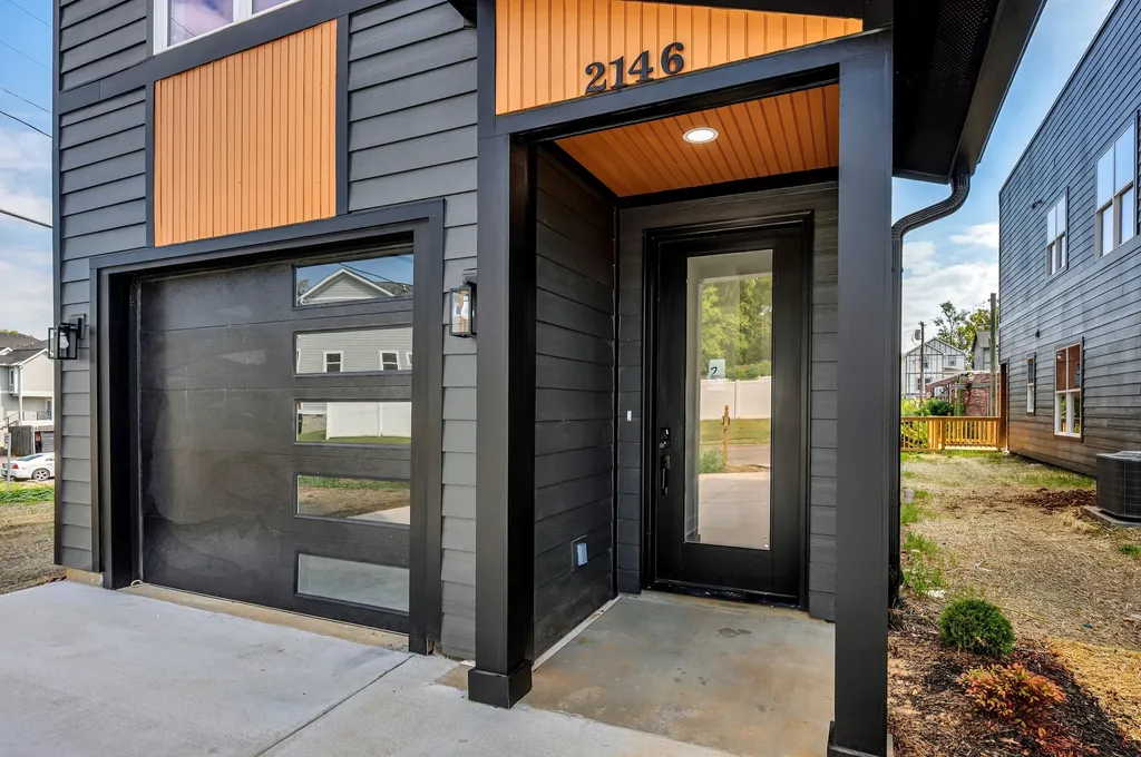 2146 18th Ave, N Nashville TN 37208